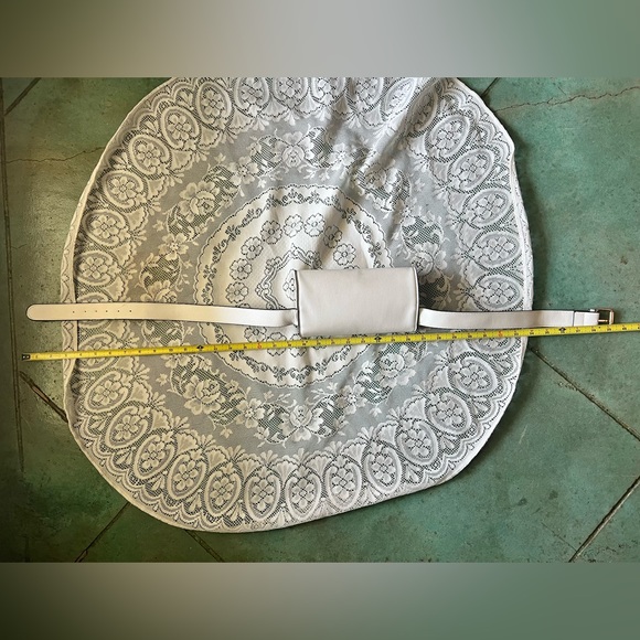 Charlotte Russe ::  Envelope Belt Bag - Picture 9 of 14